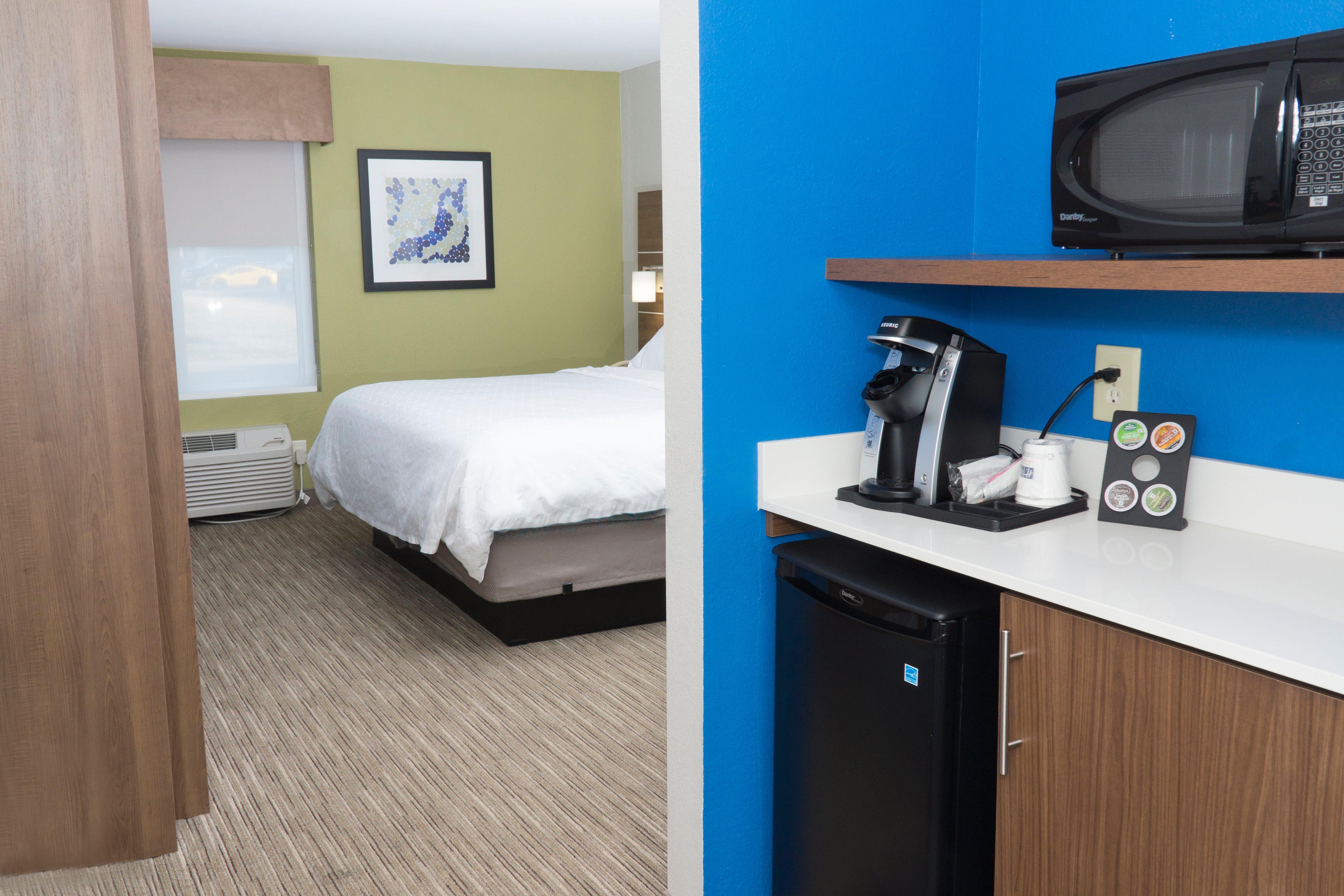 Holiday Inn Express Hotel & Suites Madison By Ihg Exteriér fotografie