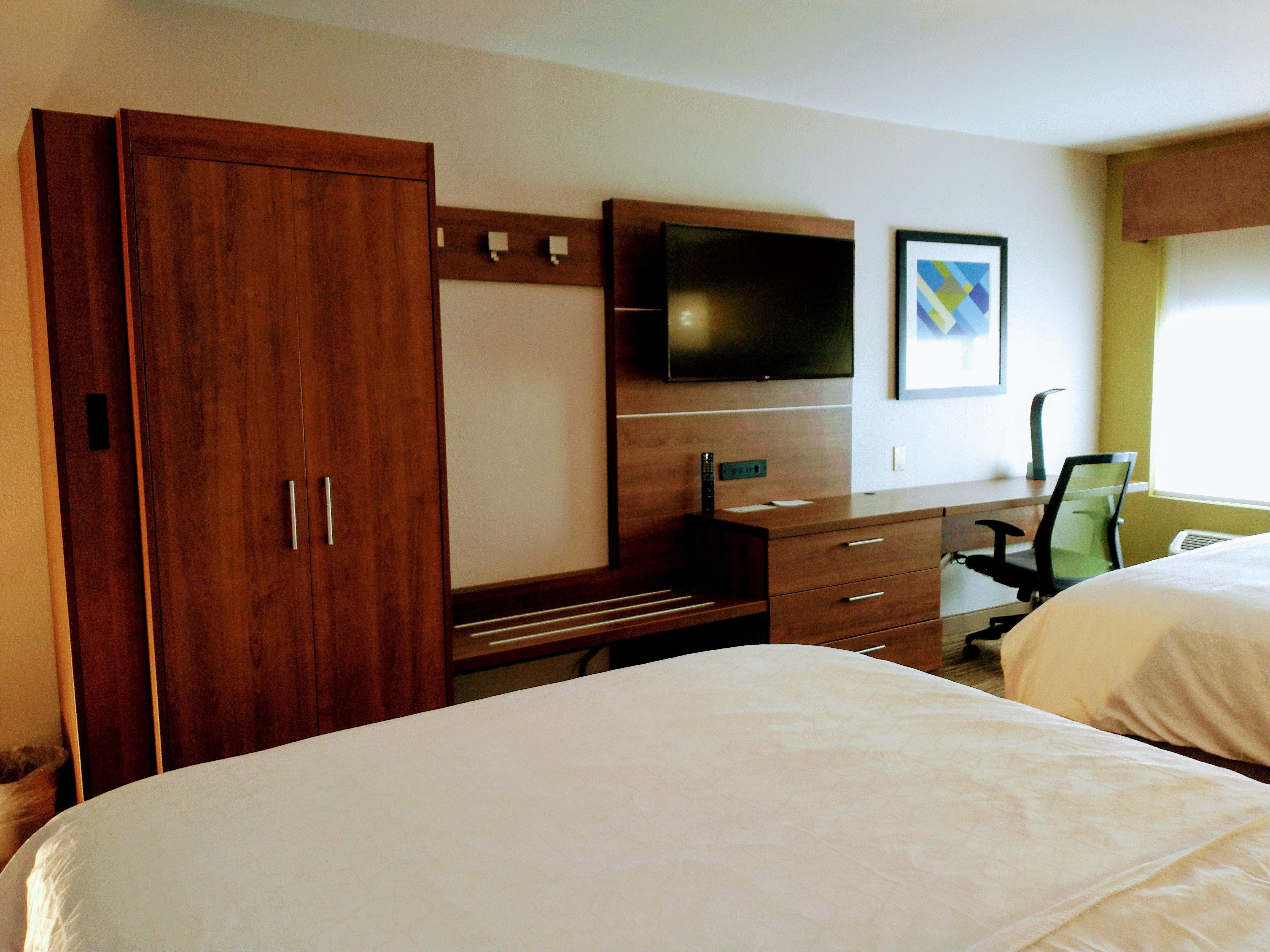Holiday Inn Express Hotel & Suites Madison By Ihg Exteriér fotografie